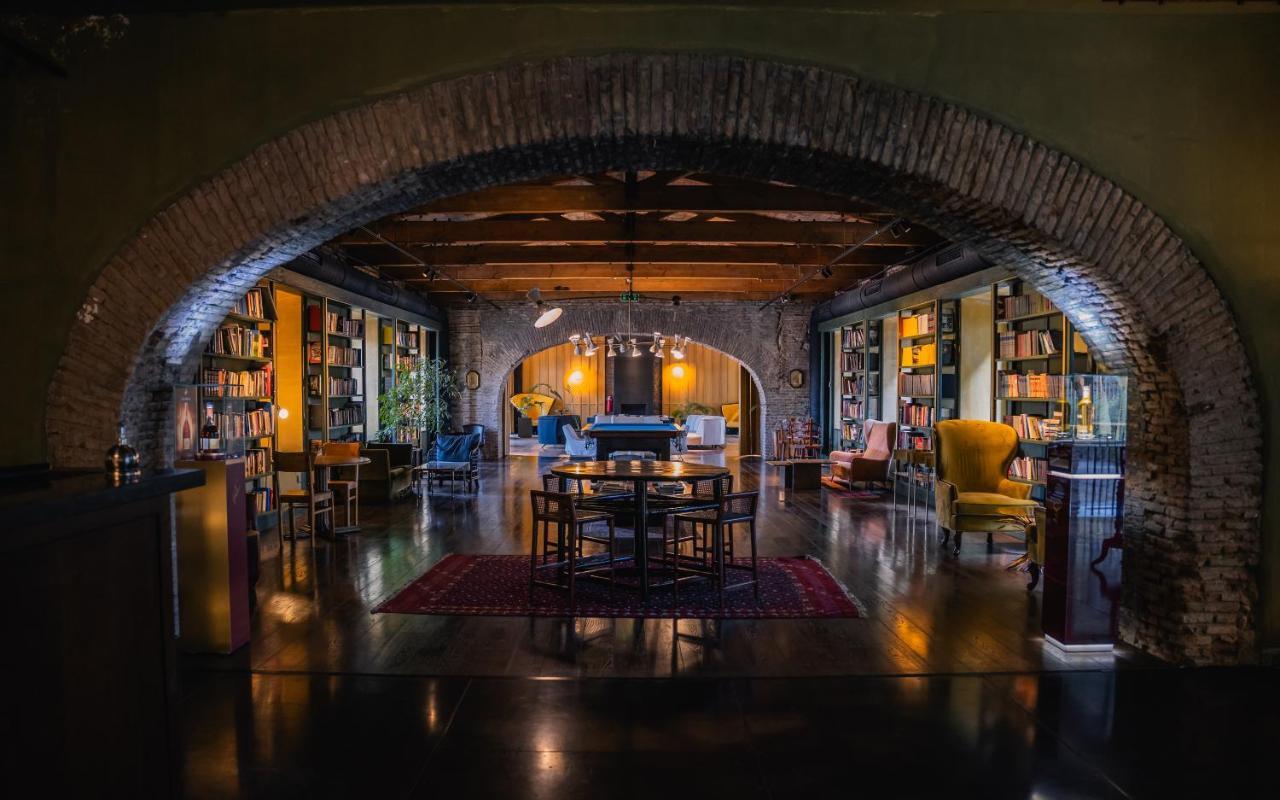 Tsinandali Estate, A Radisson Collection Hotel Eksteriør billede Library at the Hotel