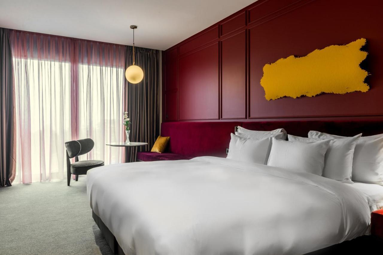 Tsinandali Estate, A Radisson Collection Hotel Eksteriør billede Deluxe room